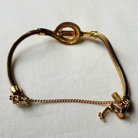 Monet costume jewelry gold bracelet - Picture 2 of 5